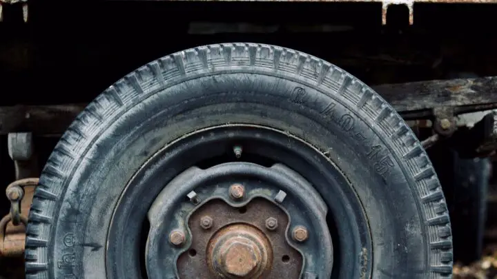 5 Tips On How to Avoid Flat Tires on the Road!