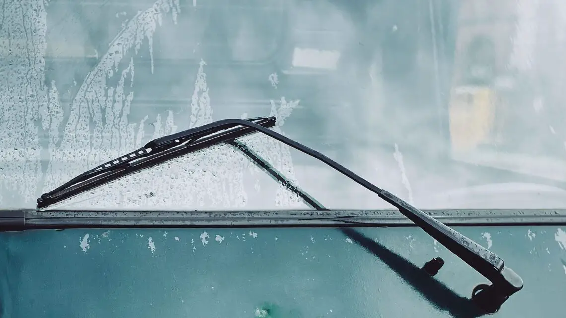 How to Check and Replace Your Windshield Wipers Like A Pro!