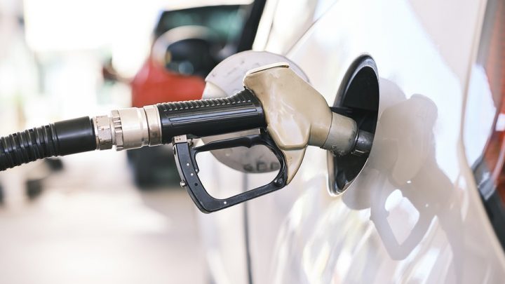 Top 9 Habits for Keeping Your Car Fuel Efficient