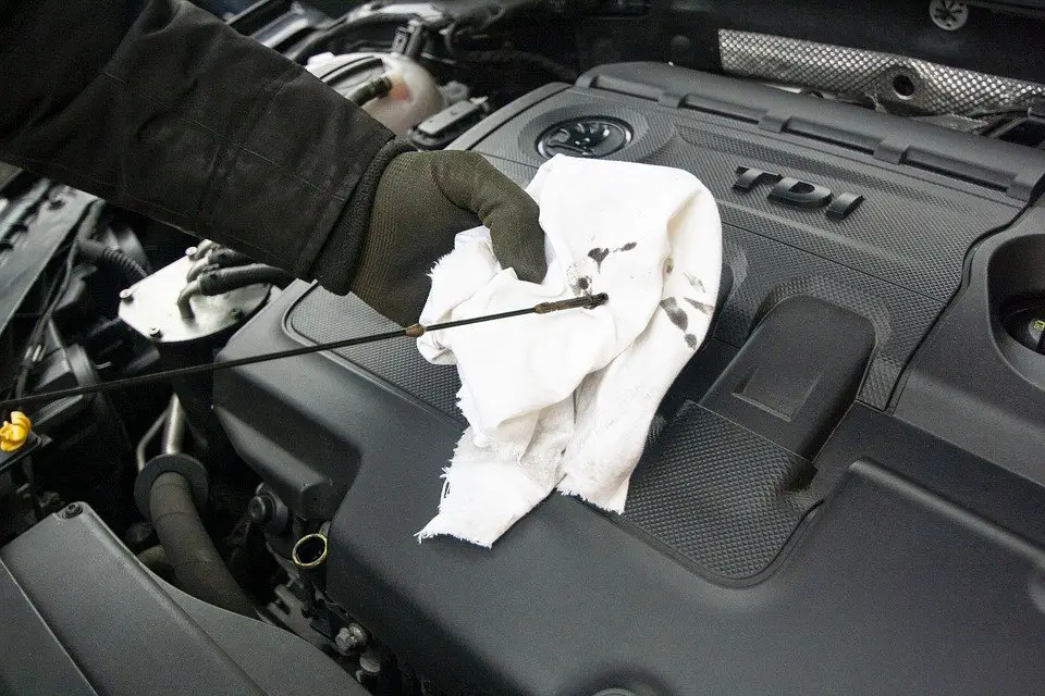 Engine Oil Consumption Causes, Symptoms, And Diagnostics!