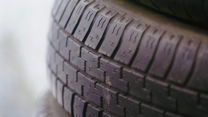 All-Season vs. Winter Tires: Understanding the Differences and Pros and Cons